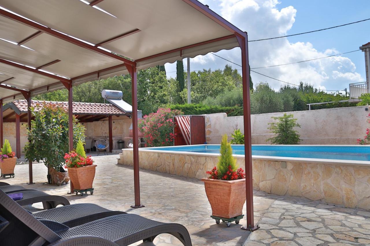 Villa Grand Pinea Čilipi Exterior foto