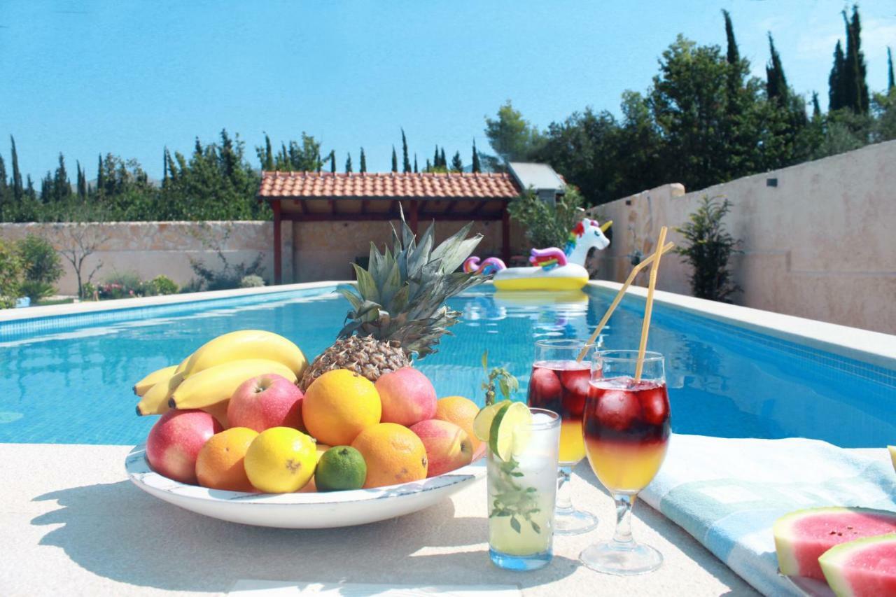 Villa Grand Pinea Čilipi Exterior foto